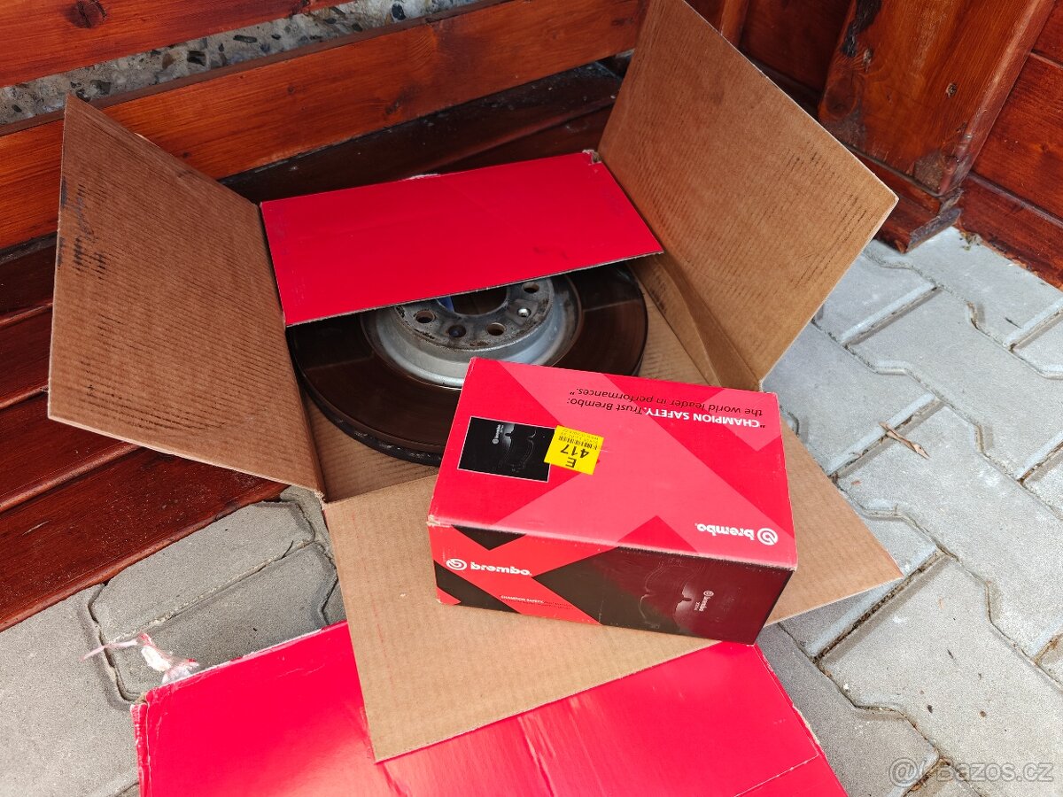 Přední kotouče 340mm 5x112