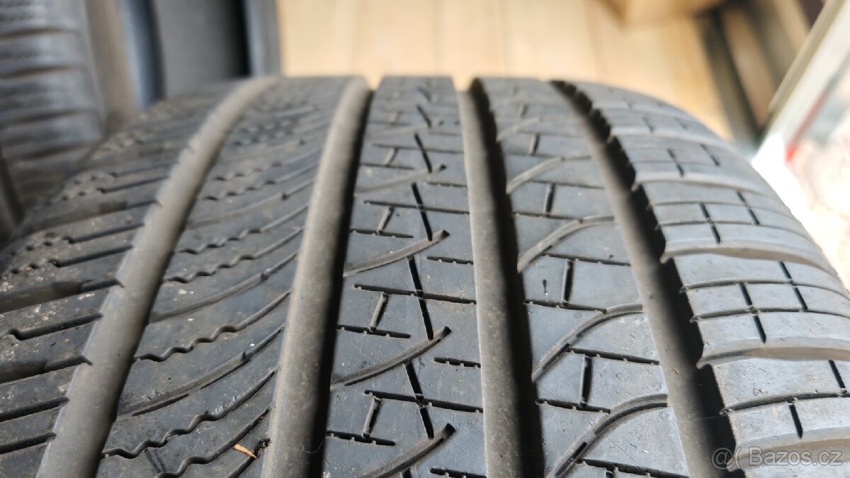 285/45 R22 114Y M+S