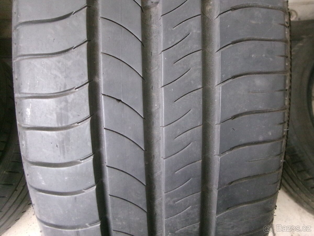 205/60 R16 MICHELIN (5-5,5mm) č.15610