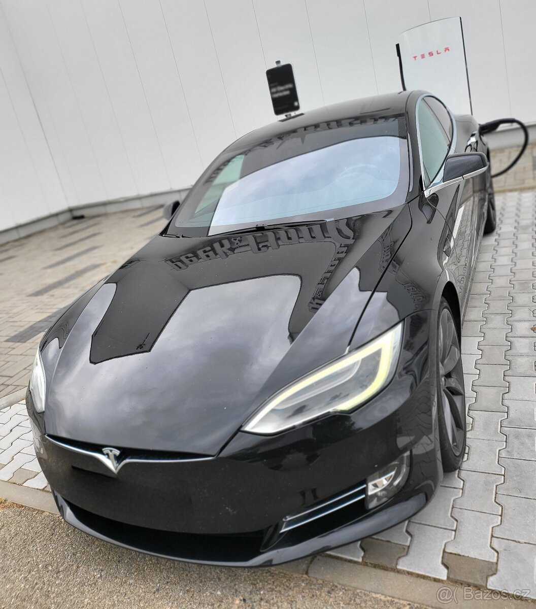 TESLA Model S 100D Long range