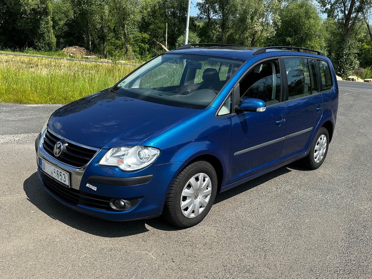 VW Touran 2.0TDi, r.2008, rozvody, 2.maj., stk