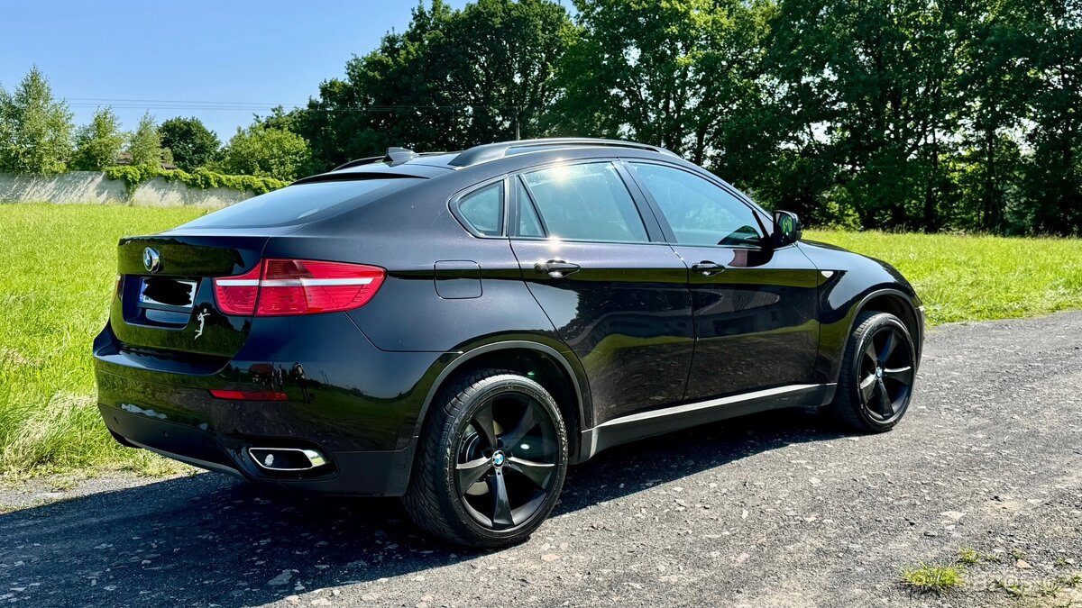 BMW X6 3.0 xDrive 40d - TOP STAV