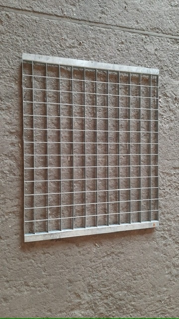 Ocelový rošt regálový 1100x890mm pozink