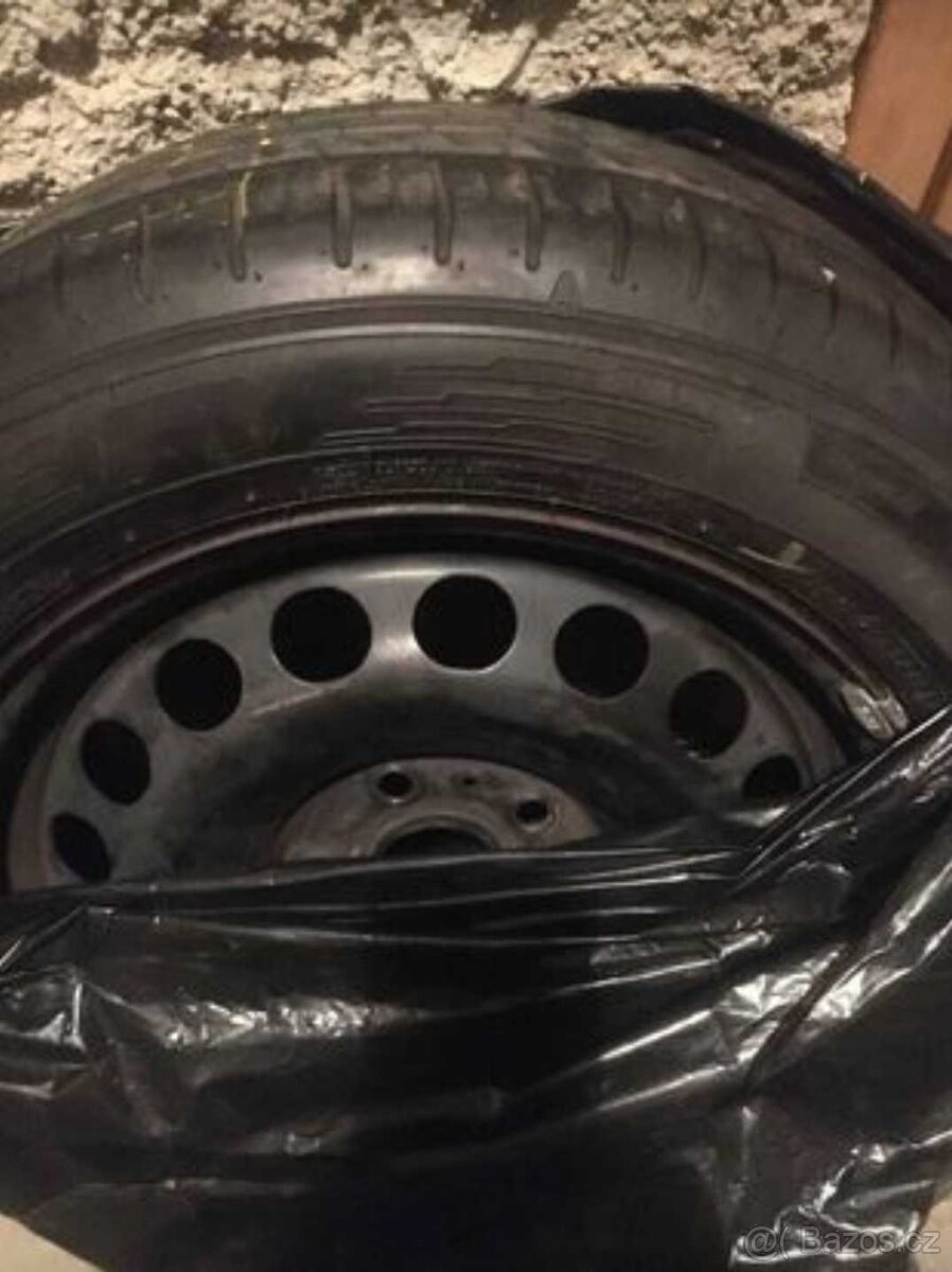 letní pneumatiky 215/55 R16