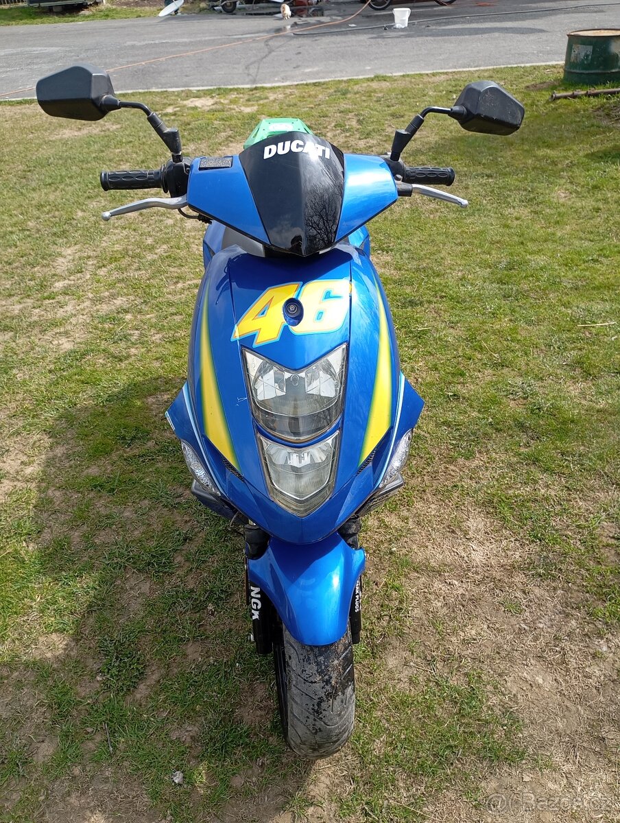 Skútr cpi 50