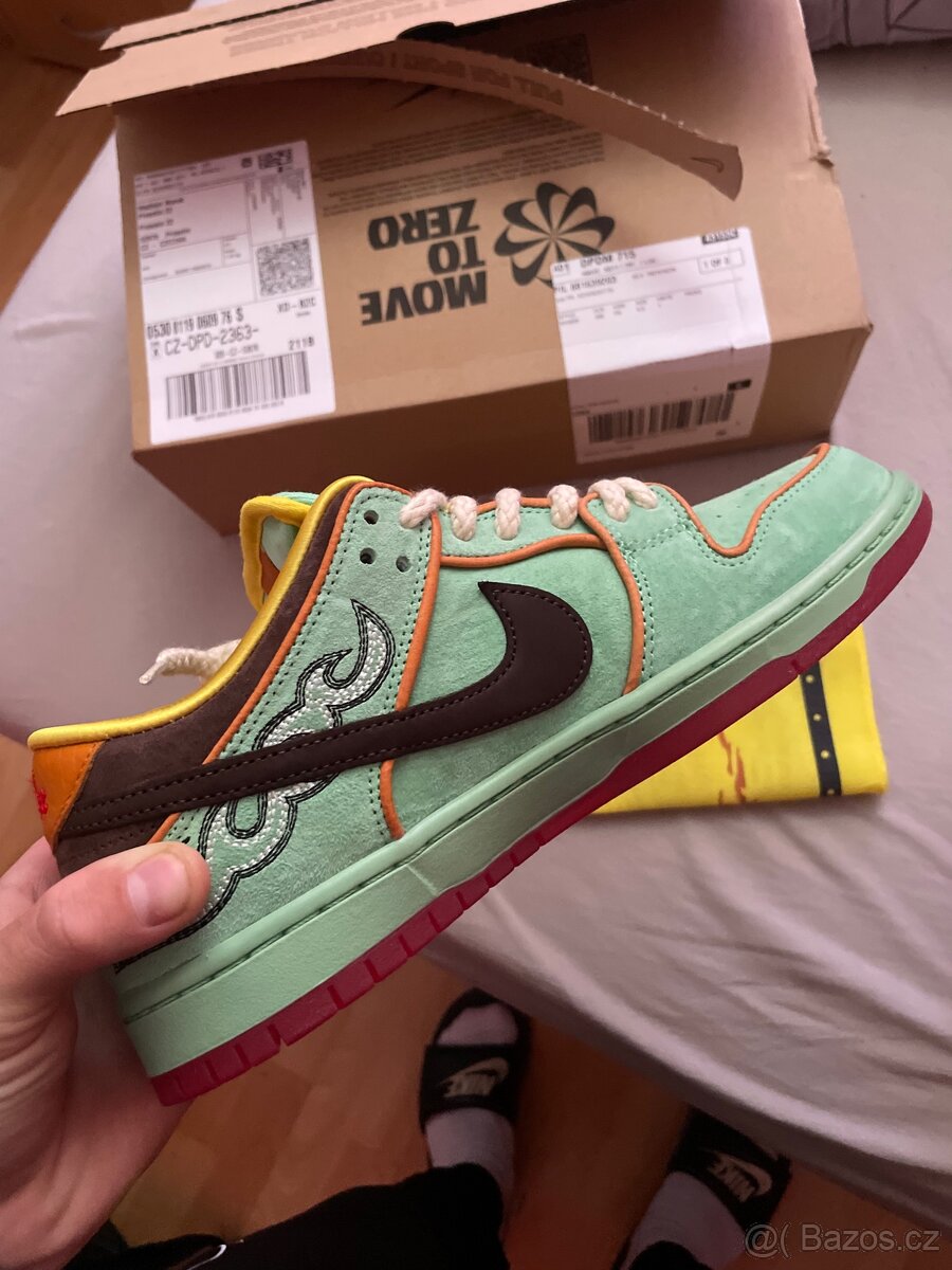 Nike Dunk Low SB “rodeo tourmaline”