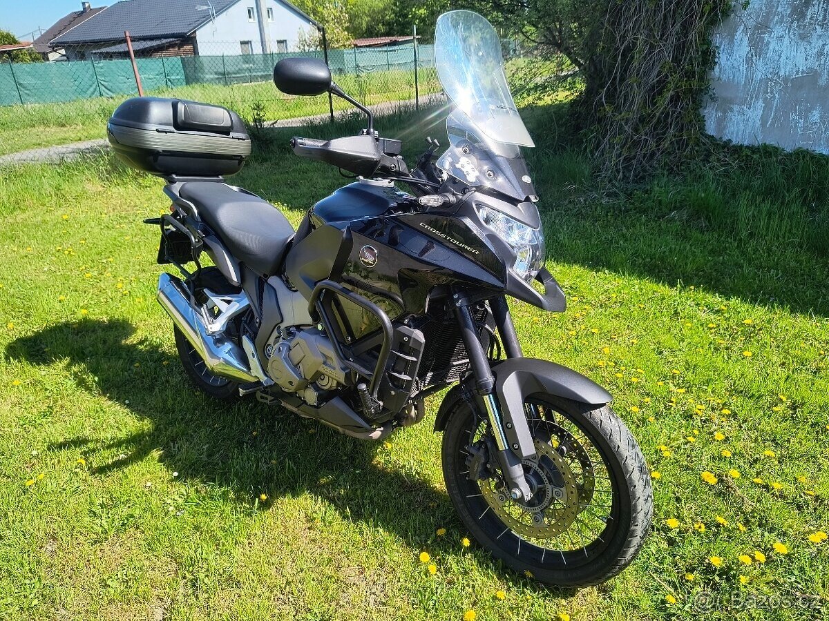 HONDA CROSSTOURER 1200  DCT
