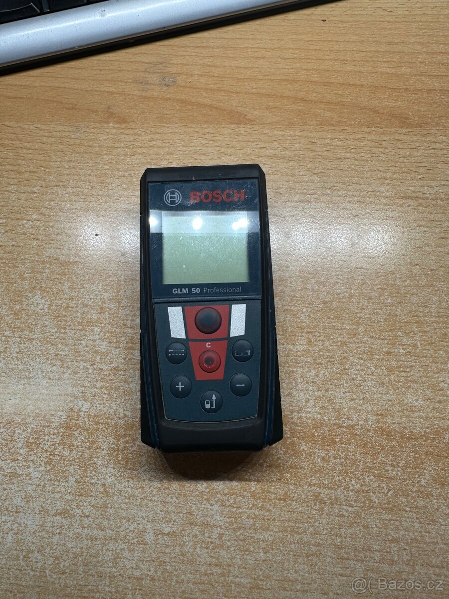 Prodám měřák vzdalenosti bosch GLM 50 profesional