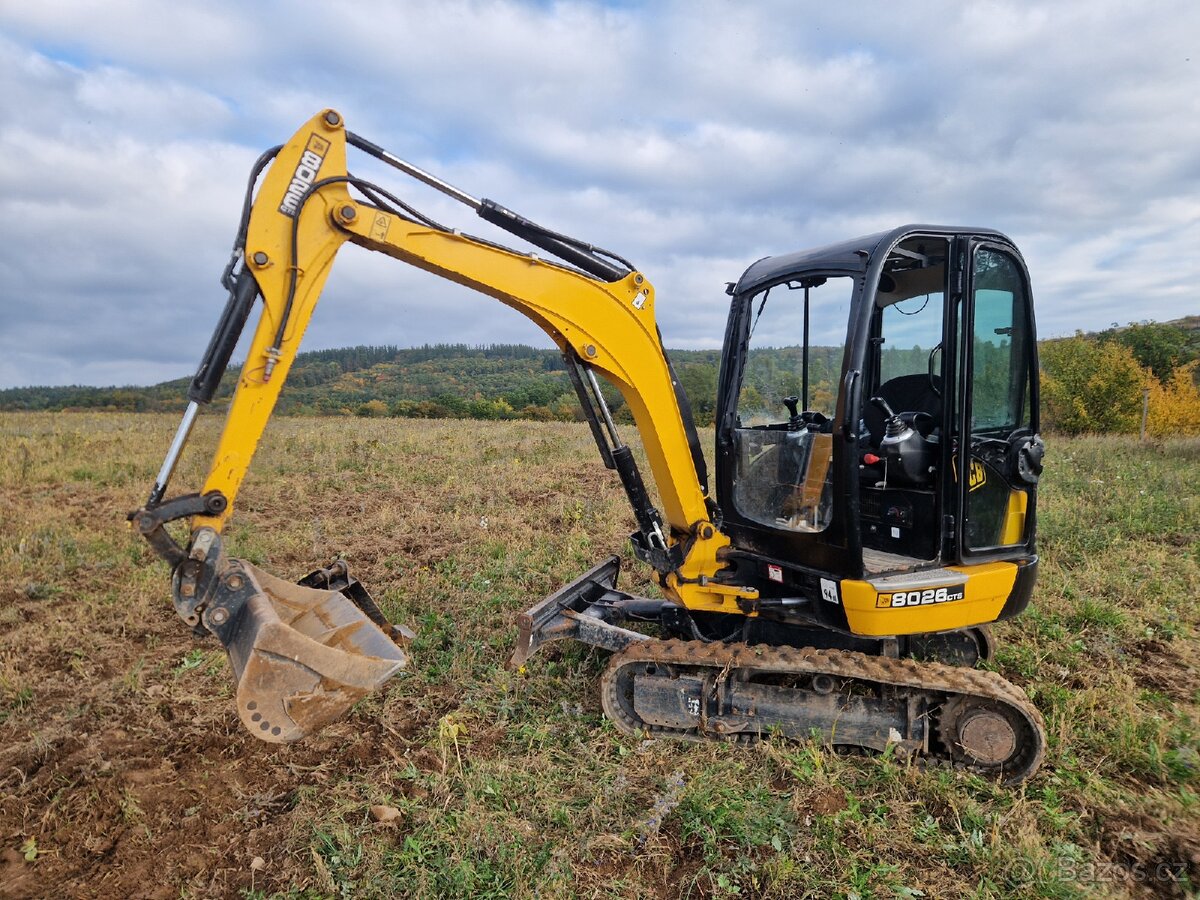 PRODÁM MINIBAGR JCB 8026 CTS R.V 2023