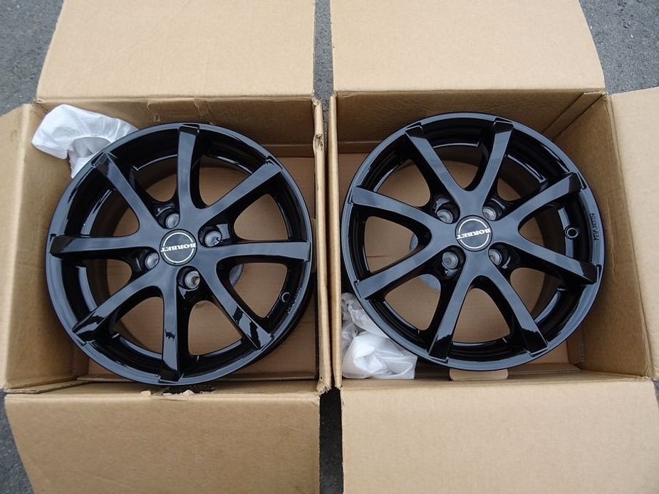 Alu disky černé Borbet, 16", 4x100, ET 40, šíře 5,5J