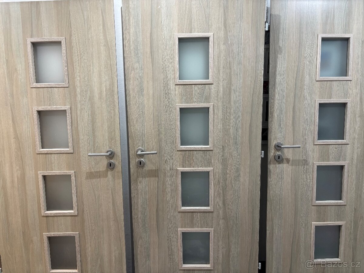 Dveře interiérové 80