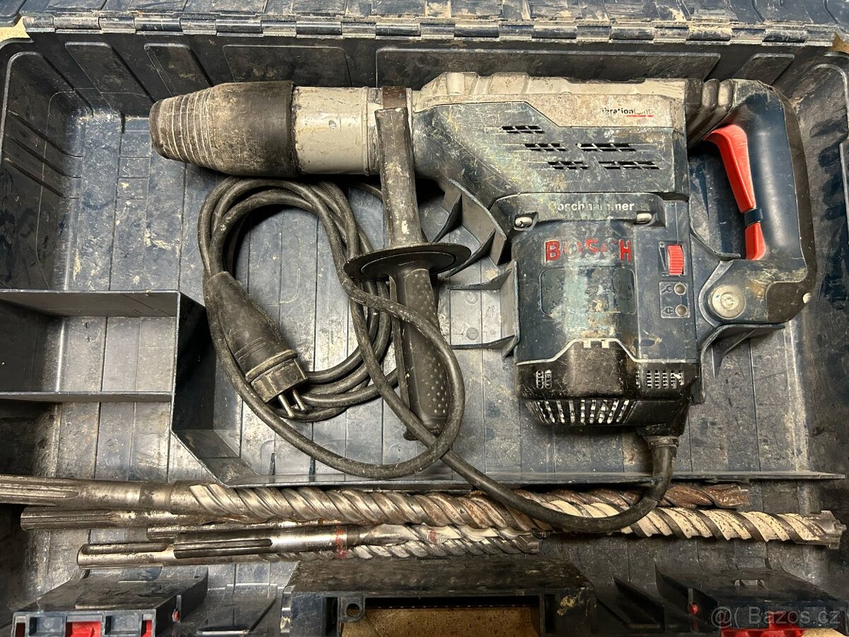 Bosch bourací kladivo