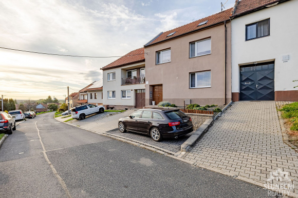 Prodej rodinného domu se zahradou, 175 m², Popovice