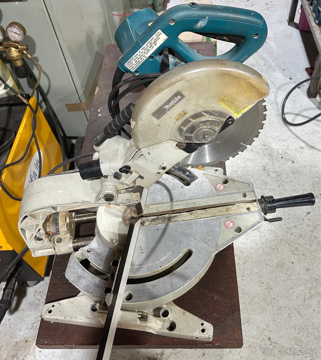 Makita pokosová pila LS1013.