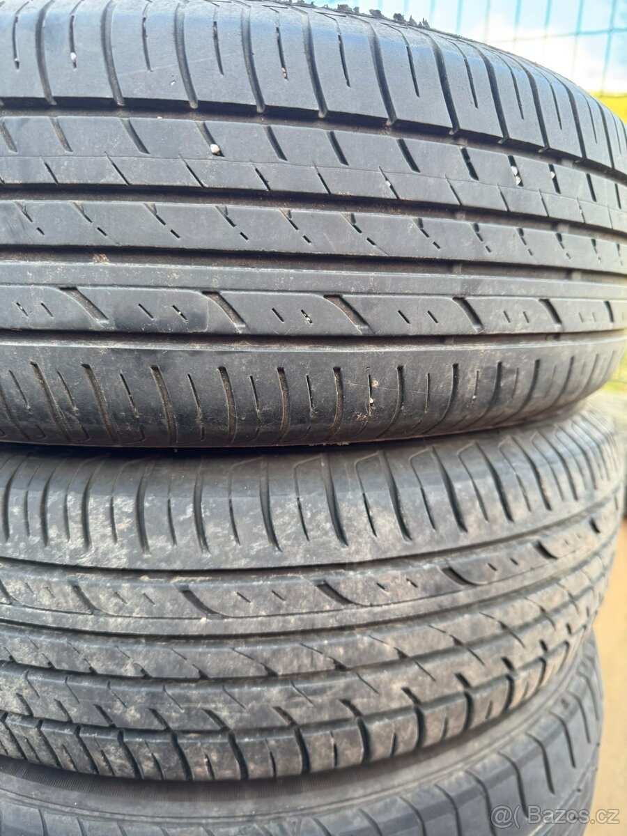 2ks 165/70 R14 letní 75% obě 500,-