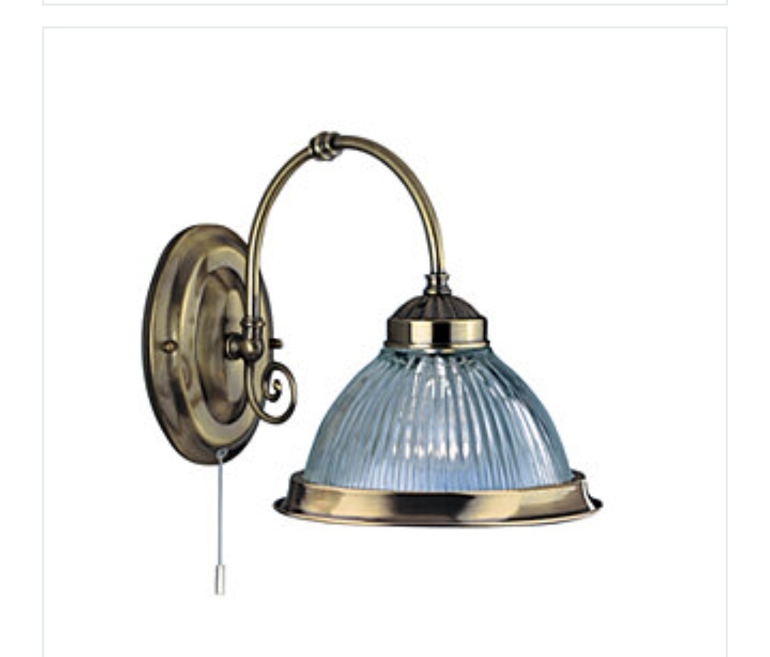 Lustr + 4 nástěnné lampyčky