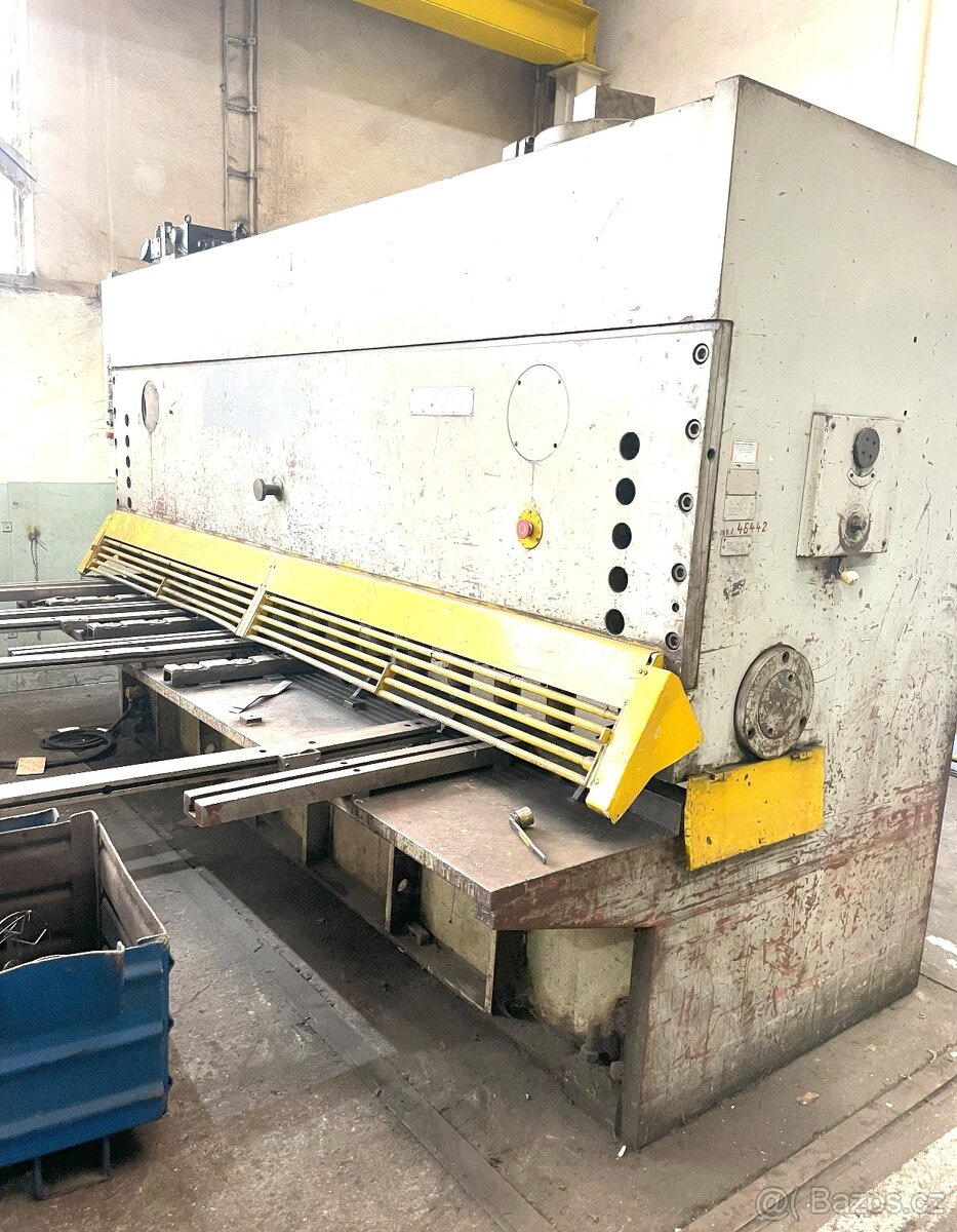 Nůžky tabulové CNTA 3150/16 A