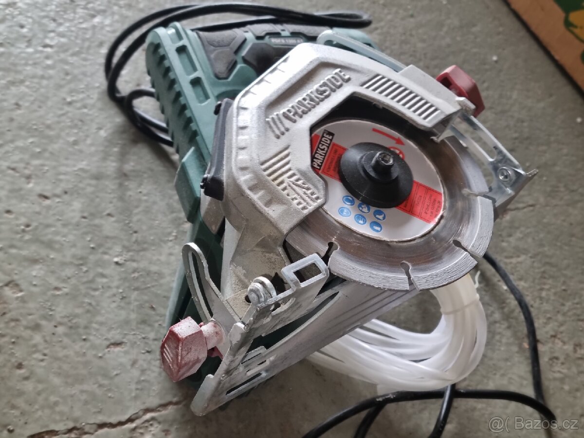 Drážkovačka na zdivo Parkside PFS 1300 A1