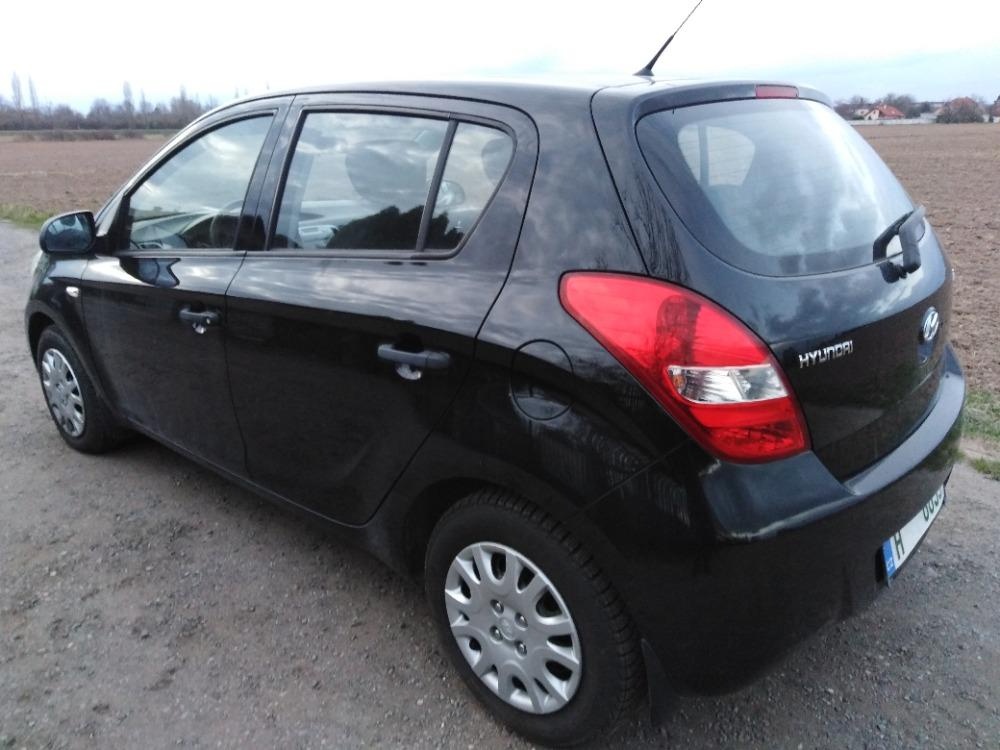 HYUNDI i20  1,2-16V benzin 57 KW, rv 2012  KLIMA