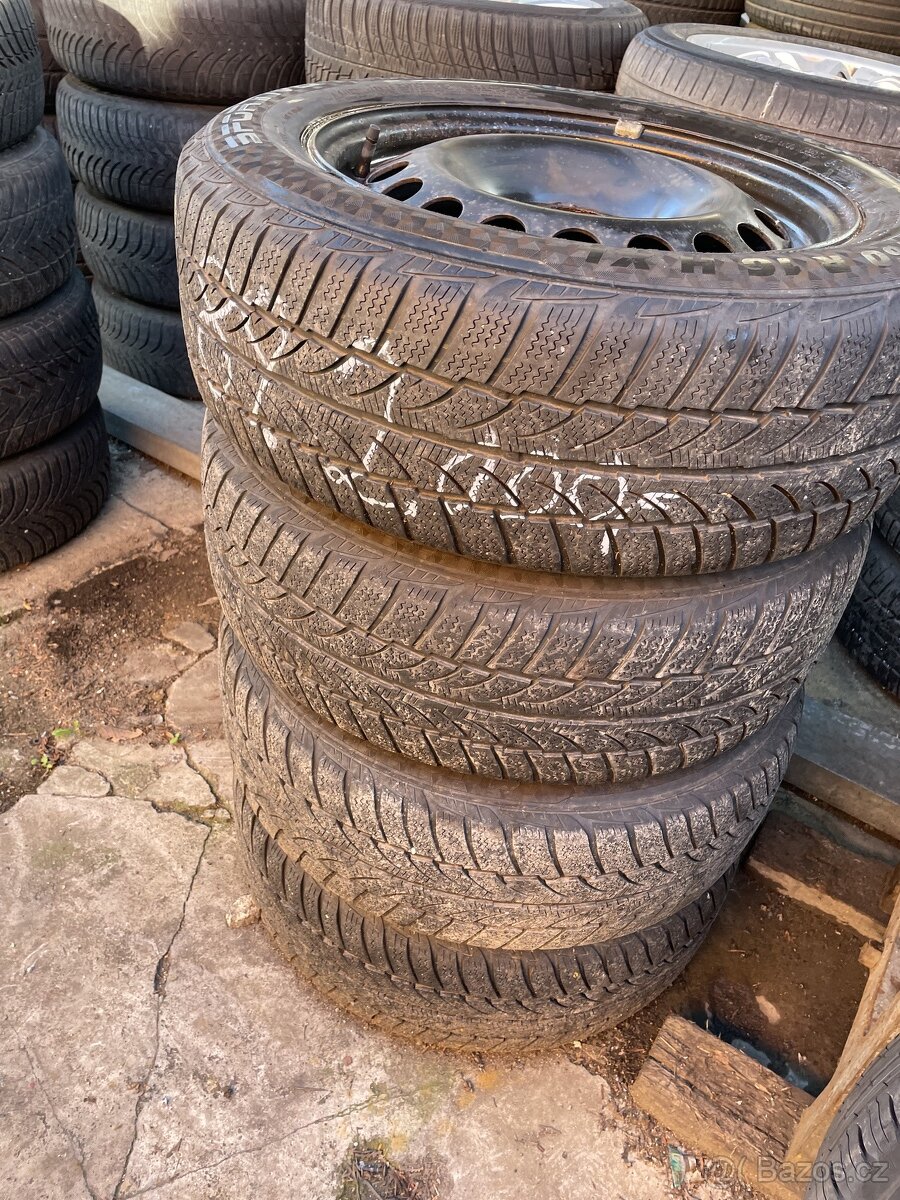 Plech disky 5x115 včetně zimních pneu 205/60R16