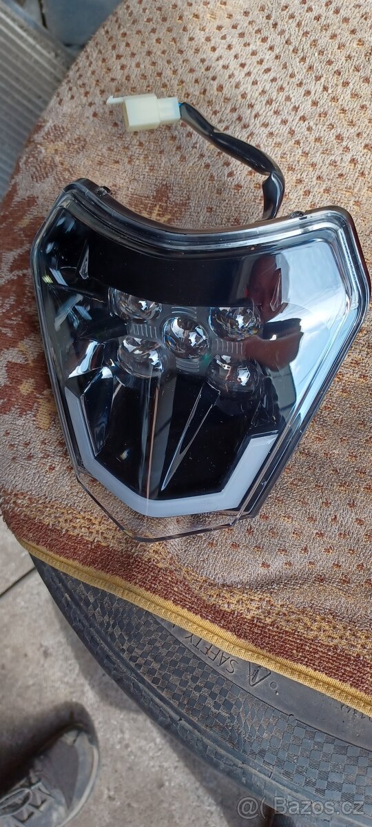 světlo Led do masky KTM
