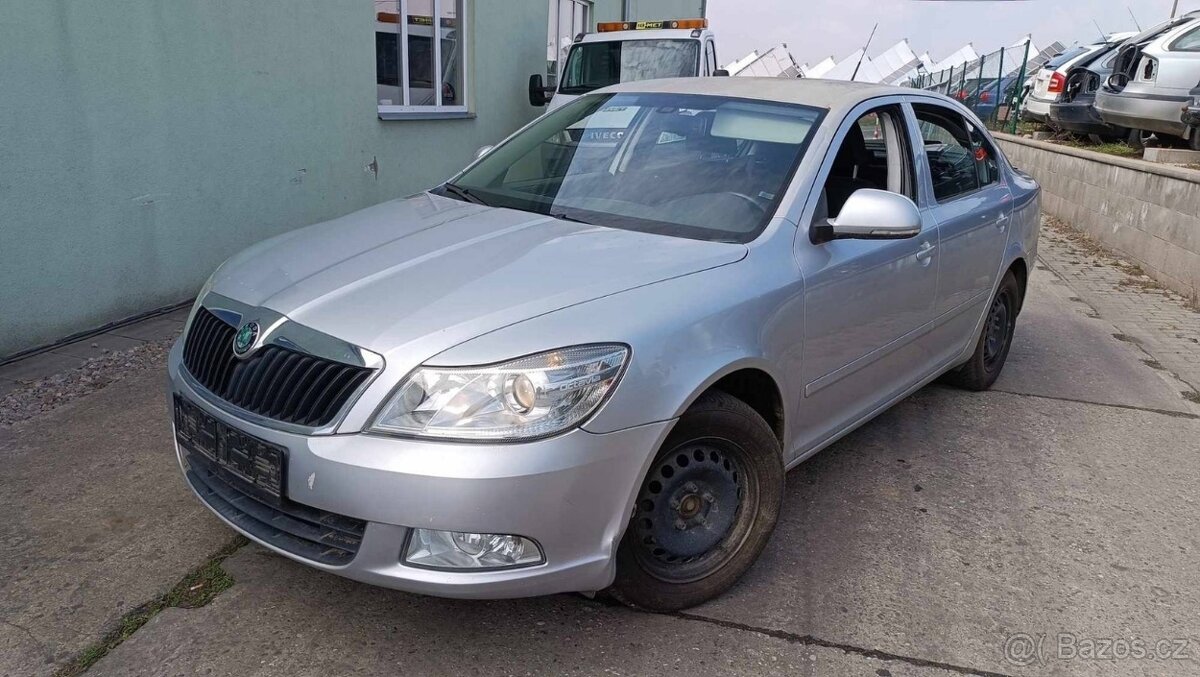 Škoda Octavia II 1.6tdi barva 9156