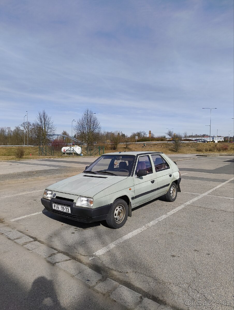 Škoda Favorit 136L NOVÁ STK