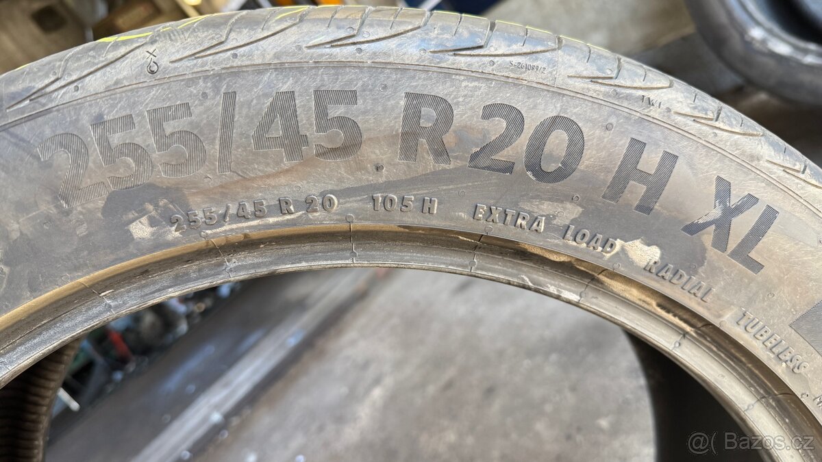 Letní pneu 255/45/20 XL