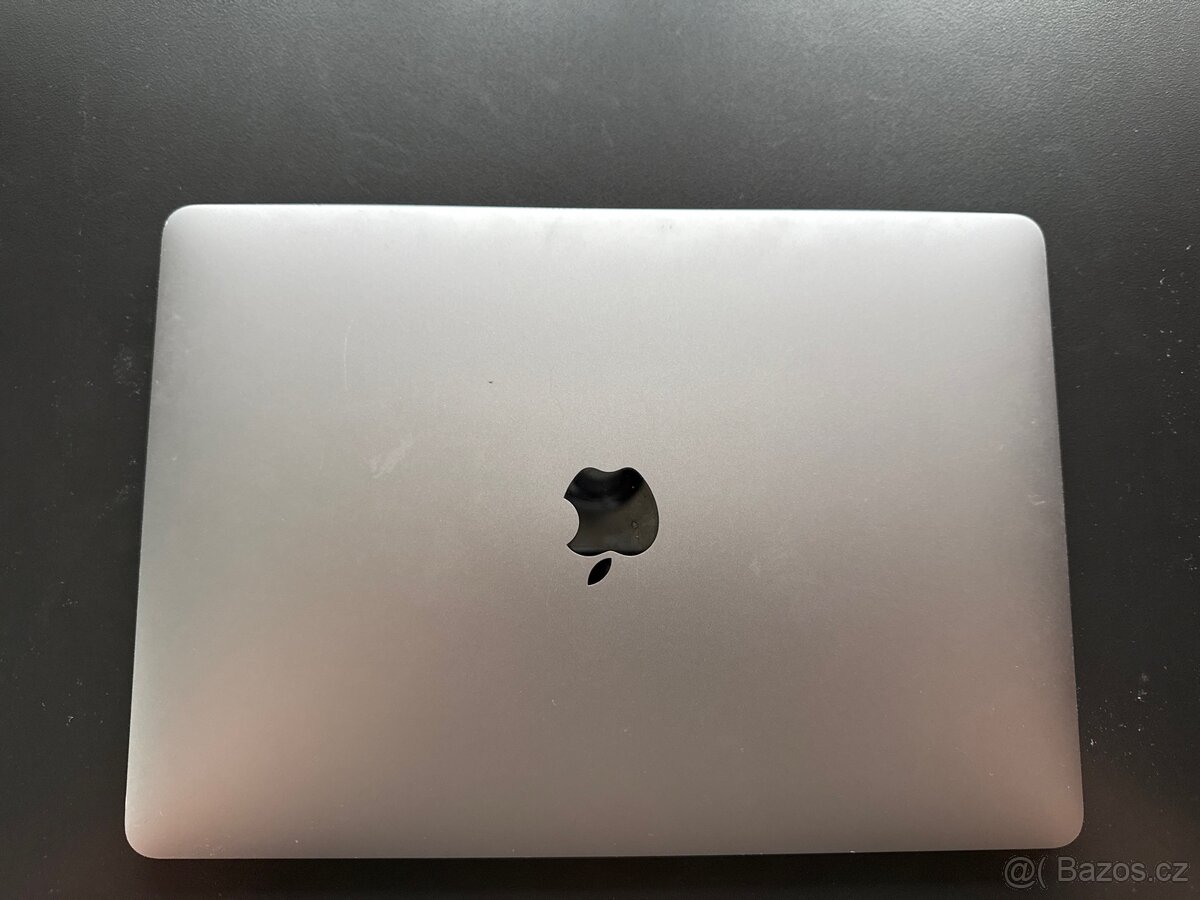 MacBook Air M1