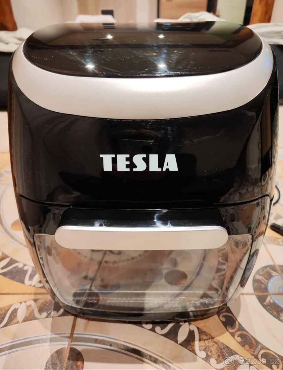 Horkovzdušná fritéza TESLA QG600