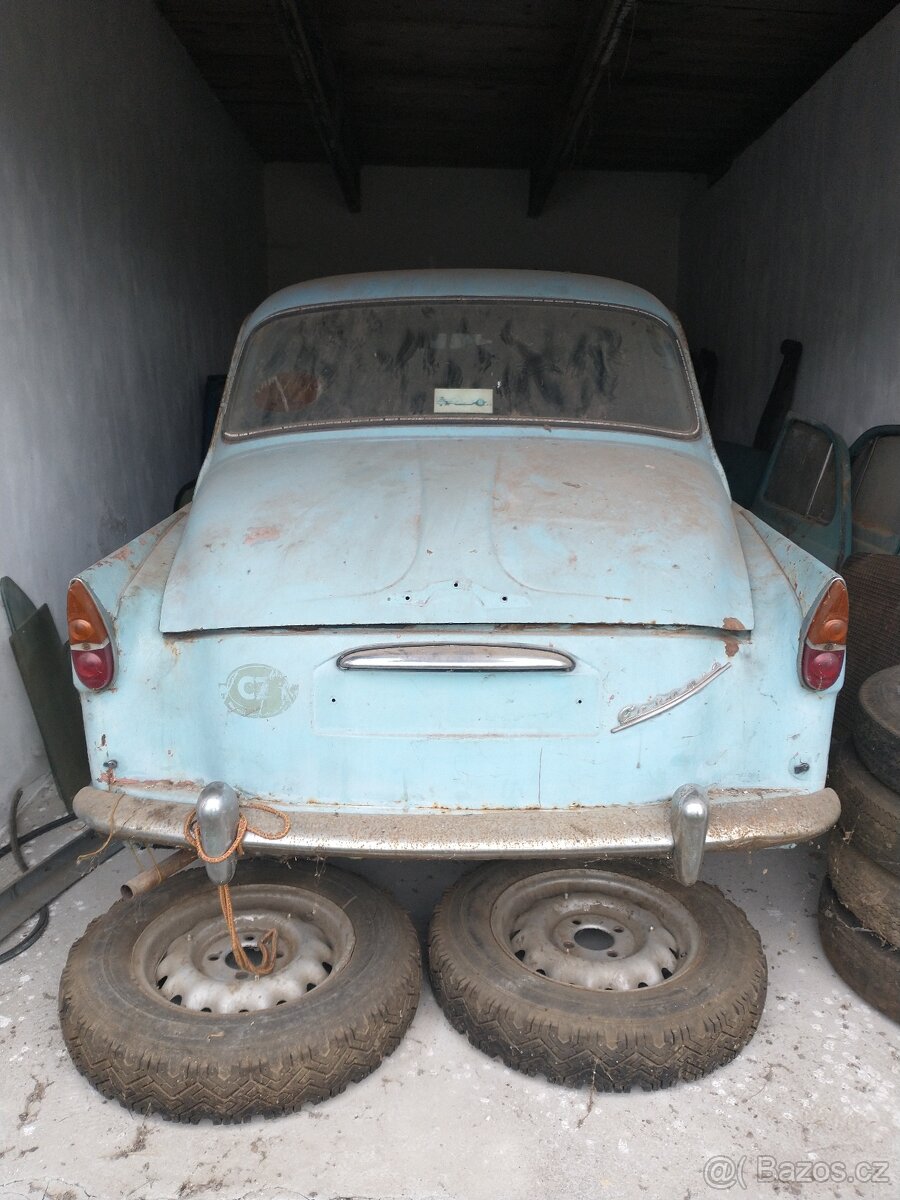 Škoda Octávia Super k renovaci.