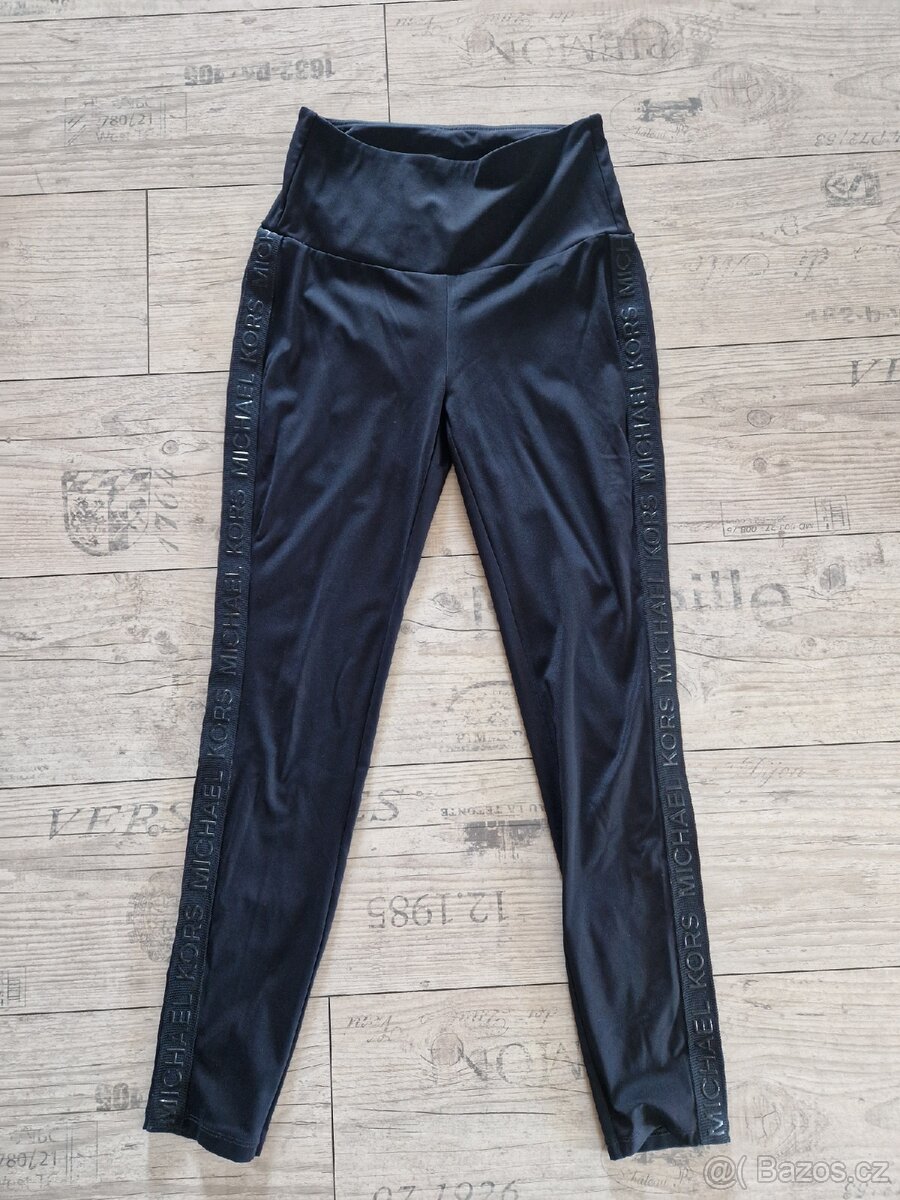 Michael Kors leginy vel cca M
Zlomek původní ceny.