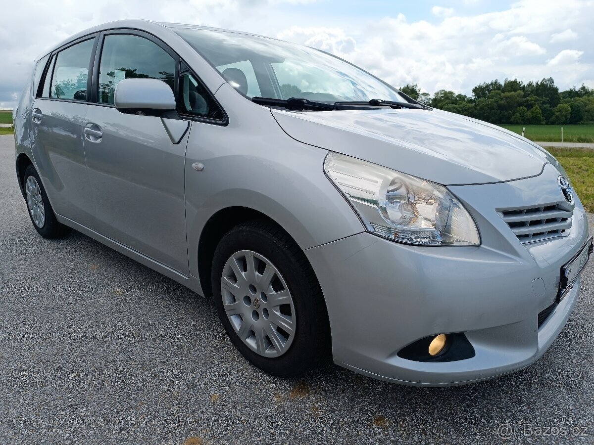 Toyota Verso 1.6 Valvematic / benzín
