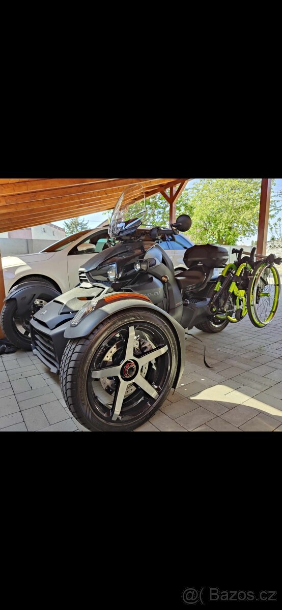 CAN AM RYKER 900 SPORT