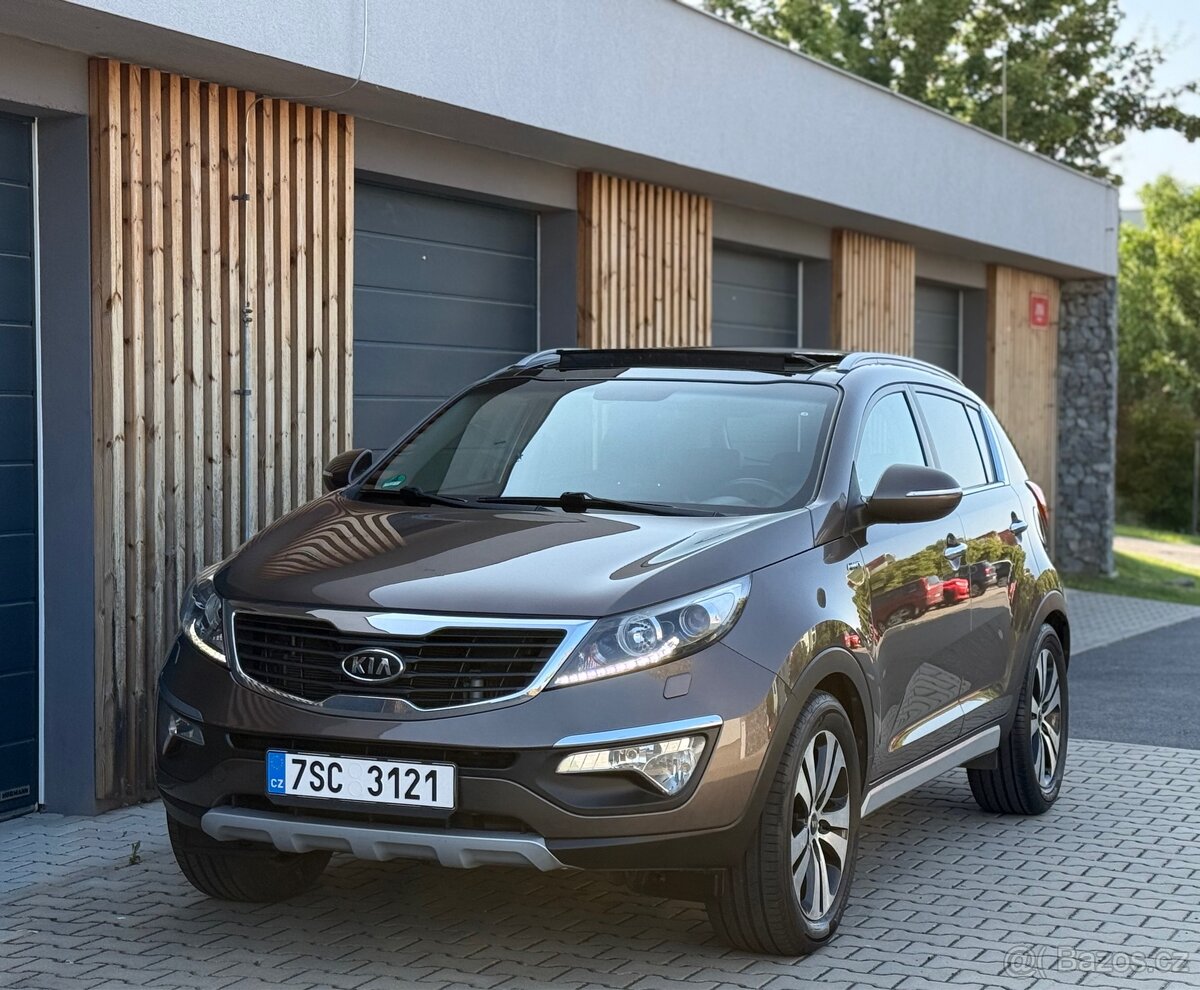 Kia Sportage 2.0CRDI 4x4, Automat , Top výbava, serviska