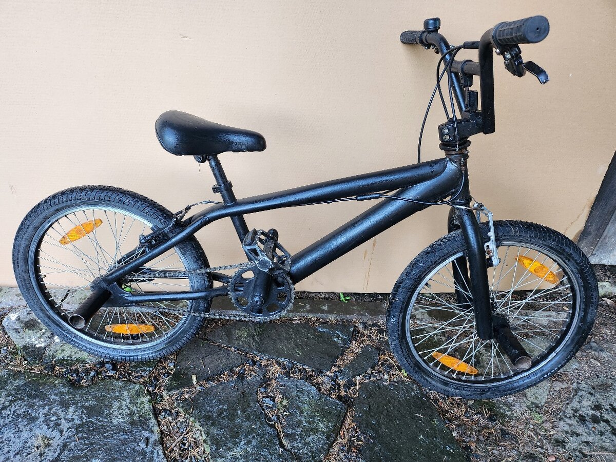 Prodám BMX KOLO ČERNÉ BARVY
