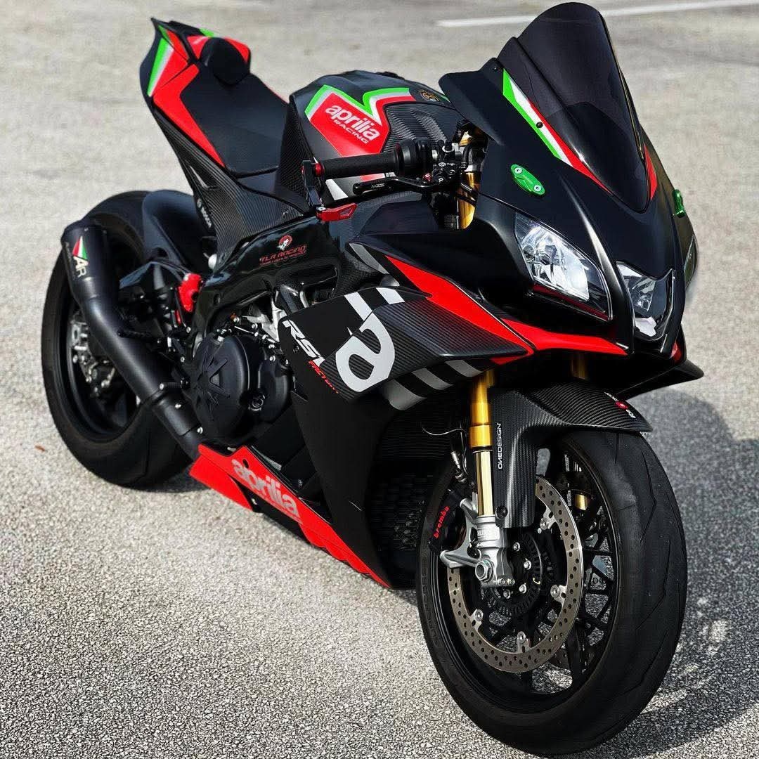 Kupim Apriliu rsv4 1000r