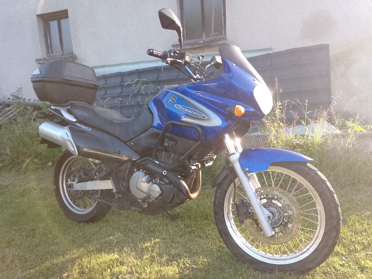 Suzuki XF 650 Freewind