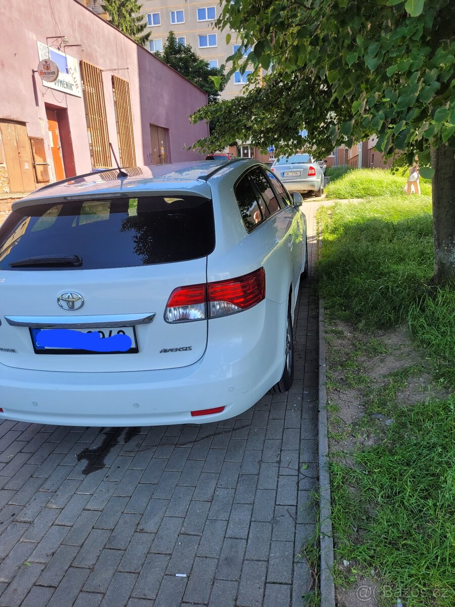 Prodám Toyota Avensis 2.2 D-CAT 110kw