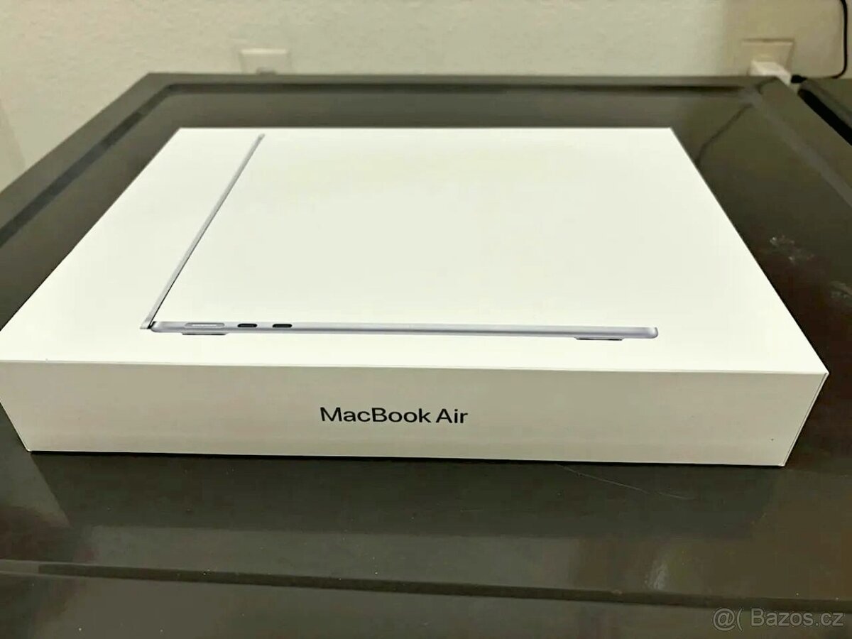 MacBook Air 15 M​4​: ZÁRUKA 24​ měsíců, Office​ v ceně, NOVÝ