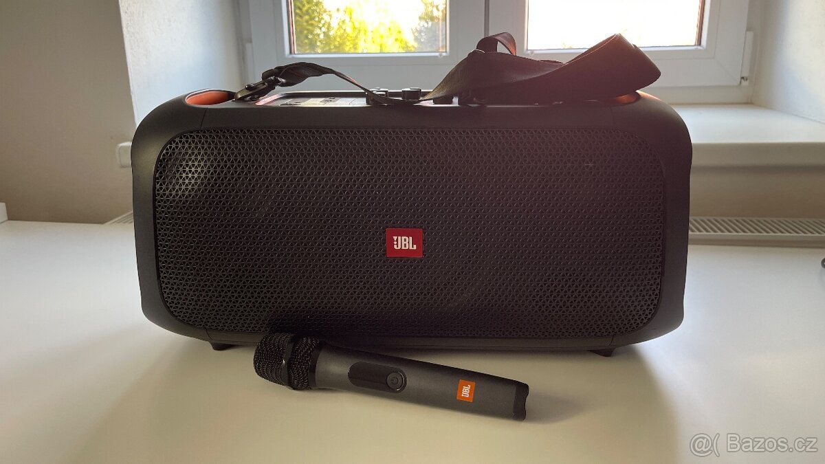 Reproduktor JBL Partybox on-the-go s mikrofonem