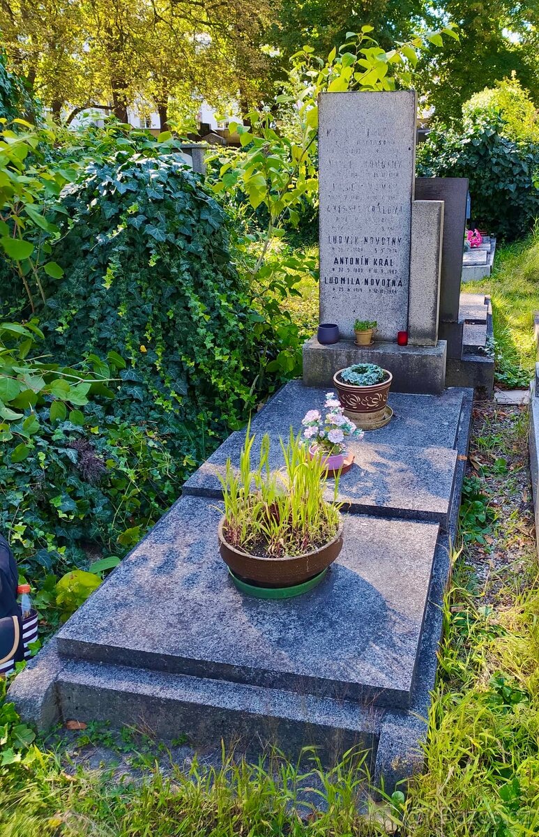 Prodej hrobového místa Vinohradské hřbitovy