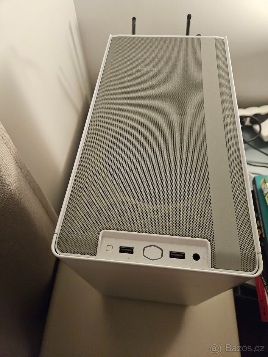 PC Case Cooler Master MASTERBOX NR200P