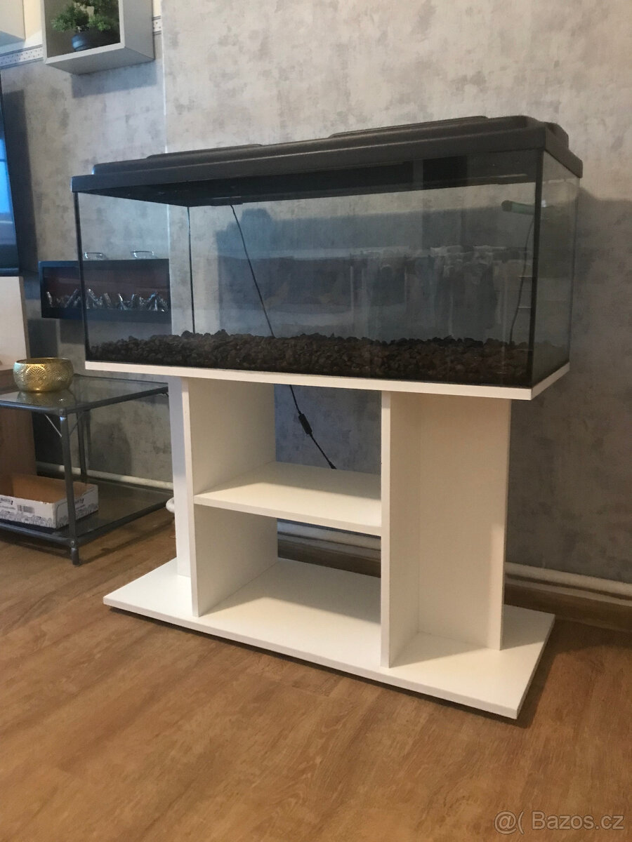 Prodám akvárium 180 litrů