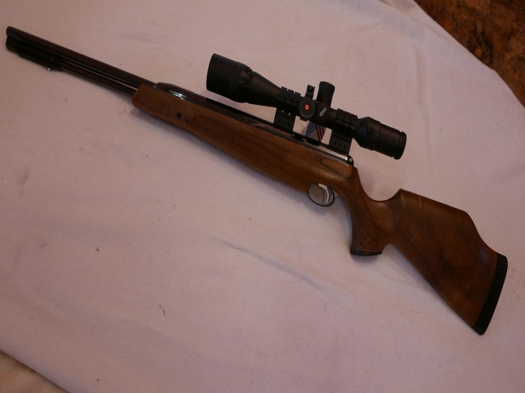 Vzduchovka AIR-ARMS TX 200