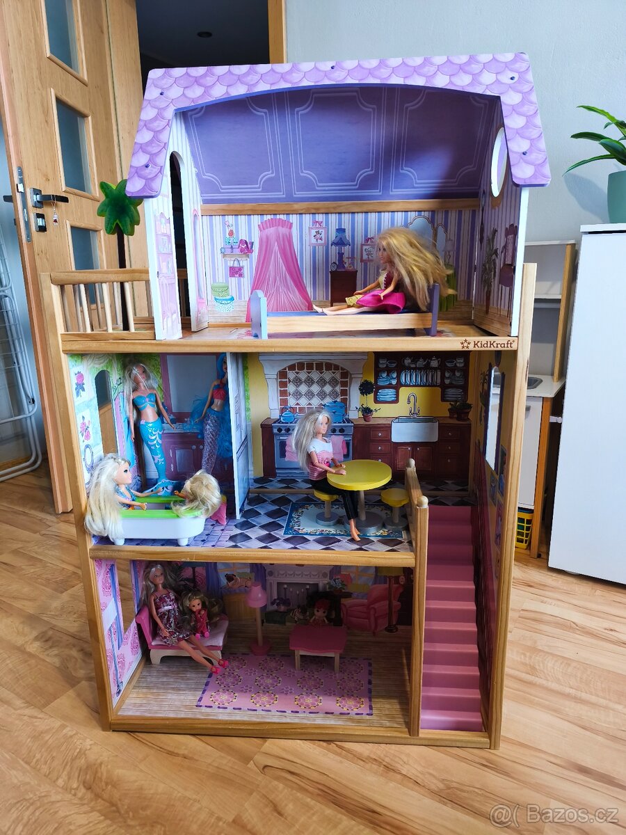 Domeček pro panenky