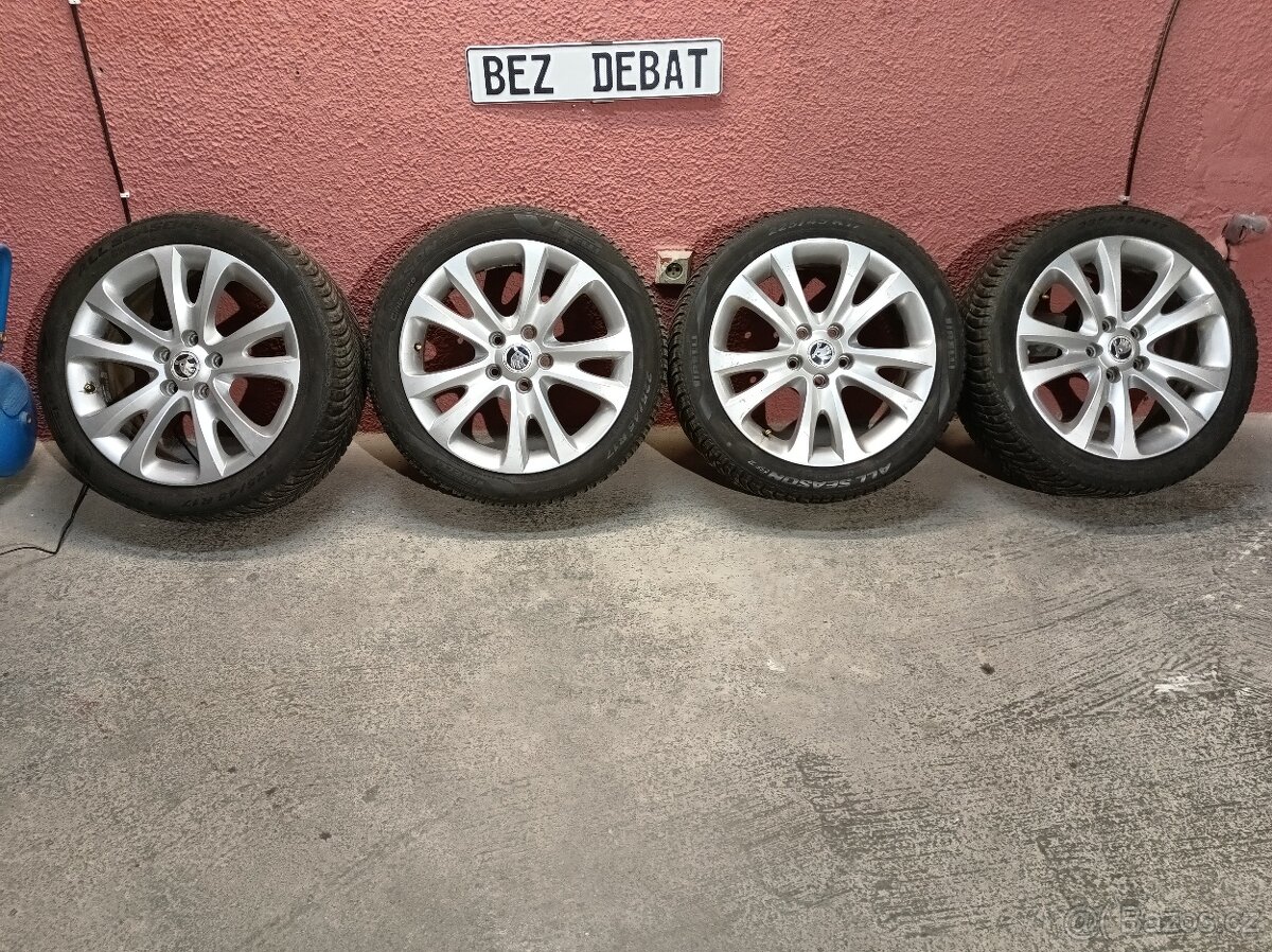 Alu Škoda Trifid 17" 5x112 celoroční pneu