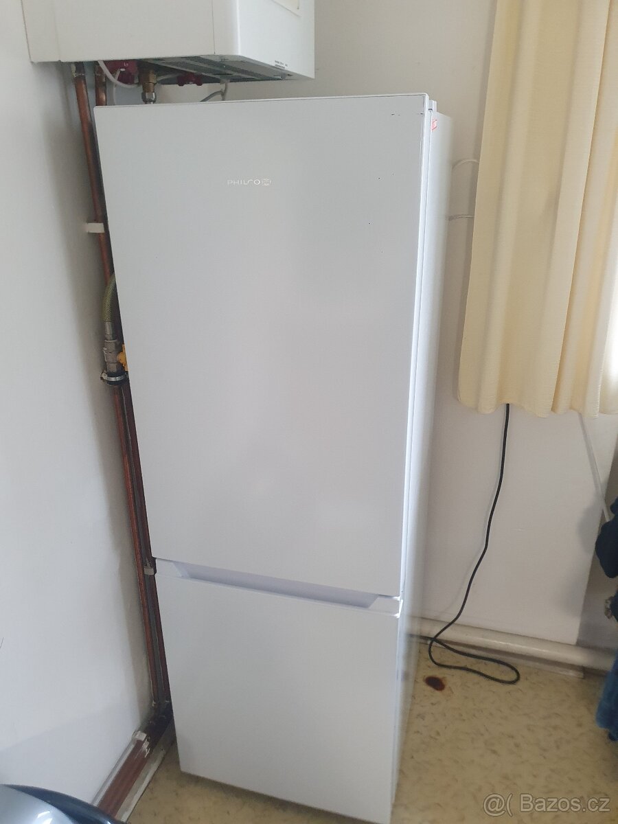 Lednička s mrazákem Philco