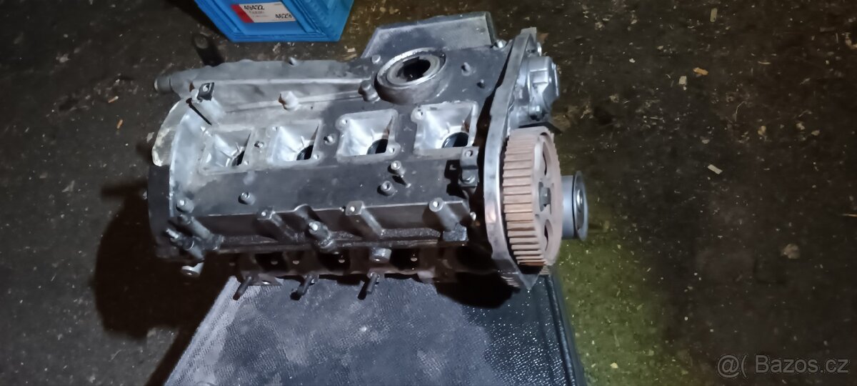 Hlava Škoda Octavia 1.8 turbo