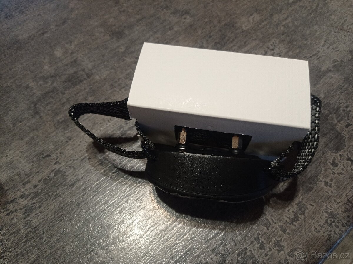 Protištěkací výcvikový obojek pro psa